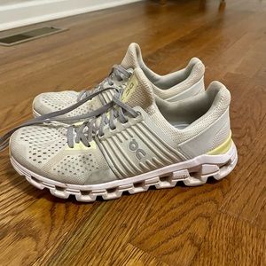 On Cloudswift Size 7.5